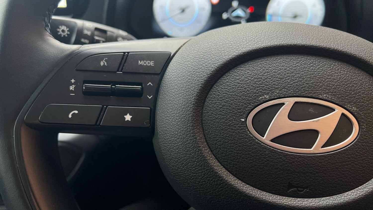 Used Hyundai BAYON 2024 for sale - 76703329: Photo 15