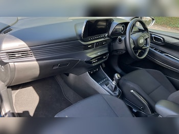 Used Hyundai i20 2025 for sale - 76703335: Photo