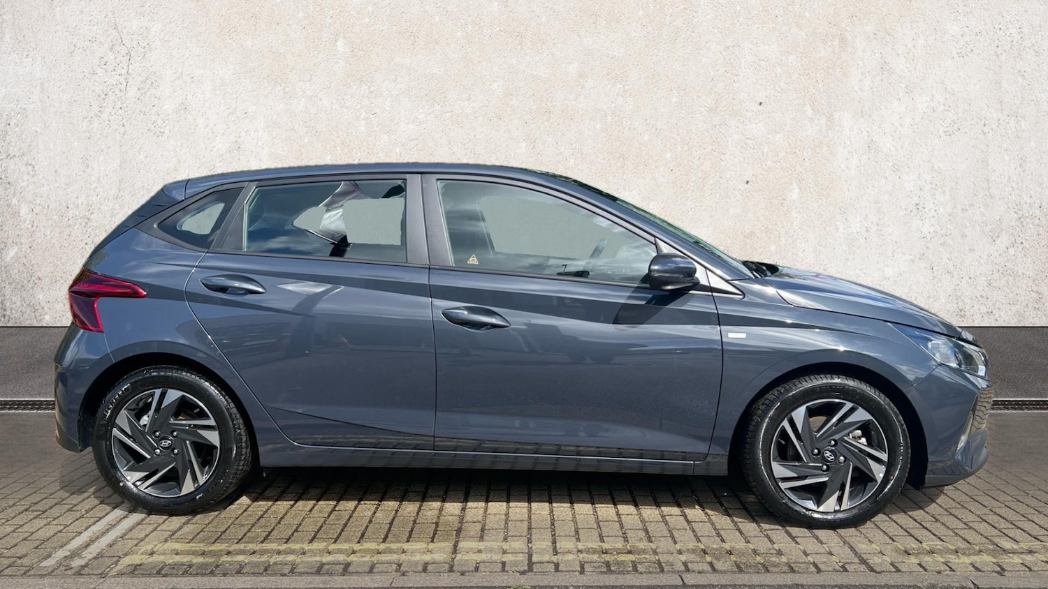 Used Hyundai i20 2023 for sale - 76703317: Photo 4