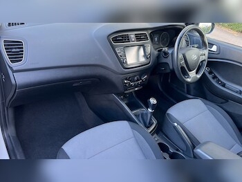 Used Hyundai i20 2020 for sale - 78352464: Photo