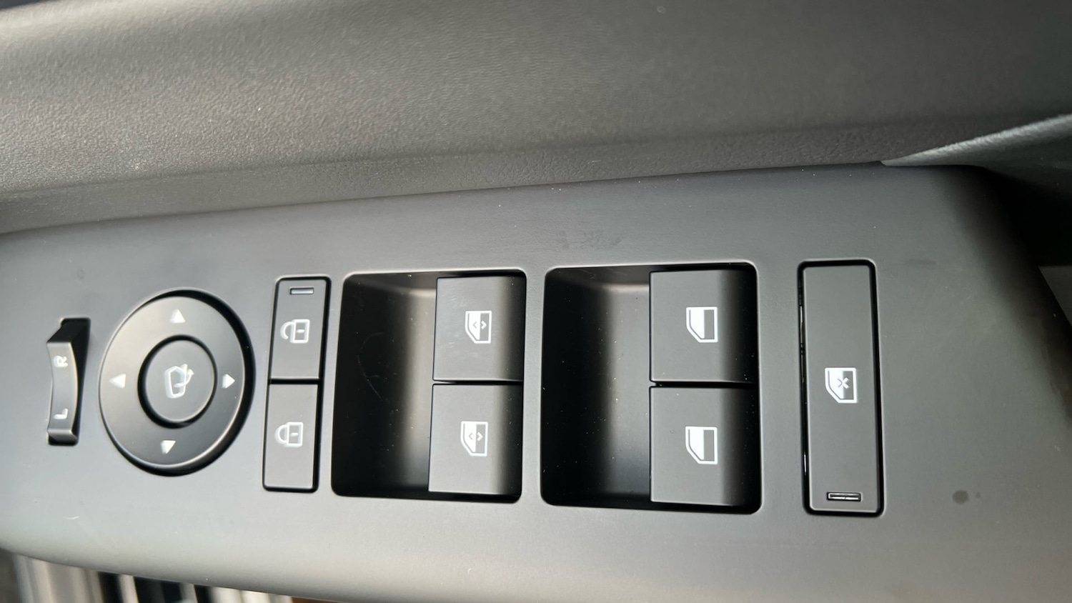 Used Hyundai KONA 2025 for sale - 76935435: Photo 21