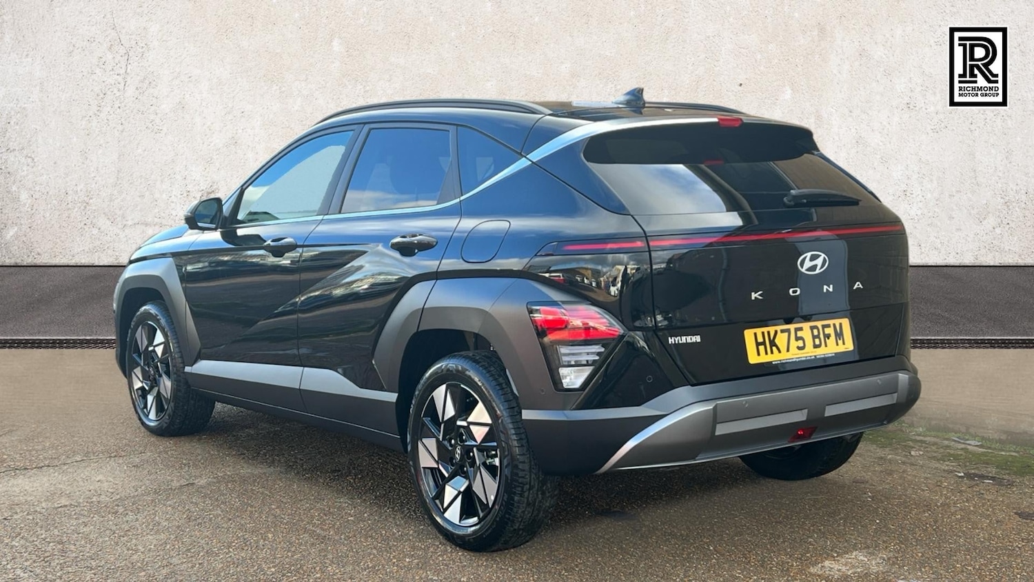 Used Hyundai KONA 2025 for sale - 76935435: Photo 3