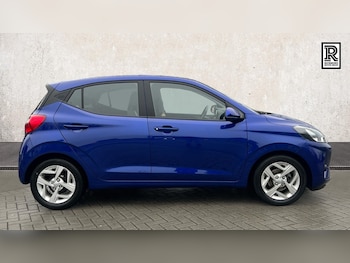 Used Hyundai i10 2023 for sale - 77157679: Photo