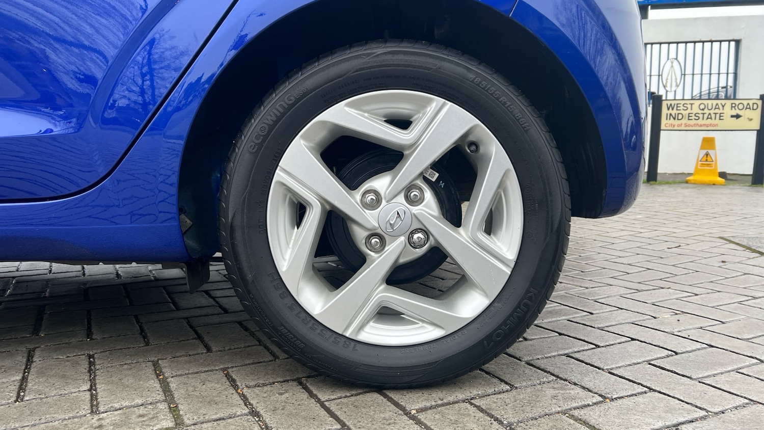 Used Hyundai i10 2023 for sale - 77157679: Photo 5