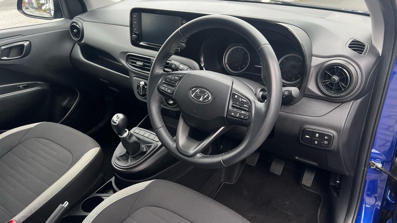 Used Hyundai i10 2023 for sale - 77157679: Photo 6