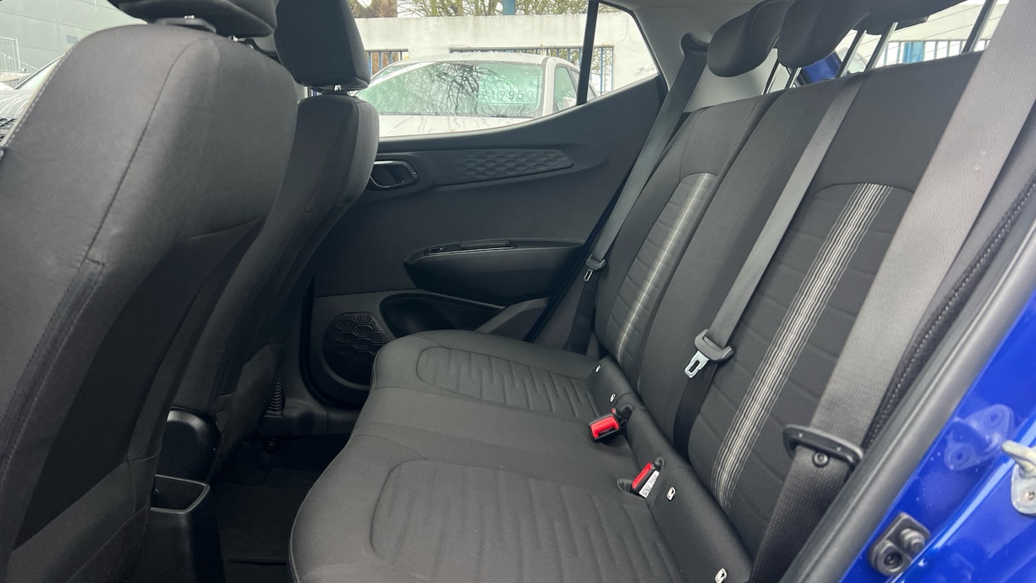 Used Hyundai i10 2023 for sale - 77157679: Photo 9