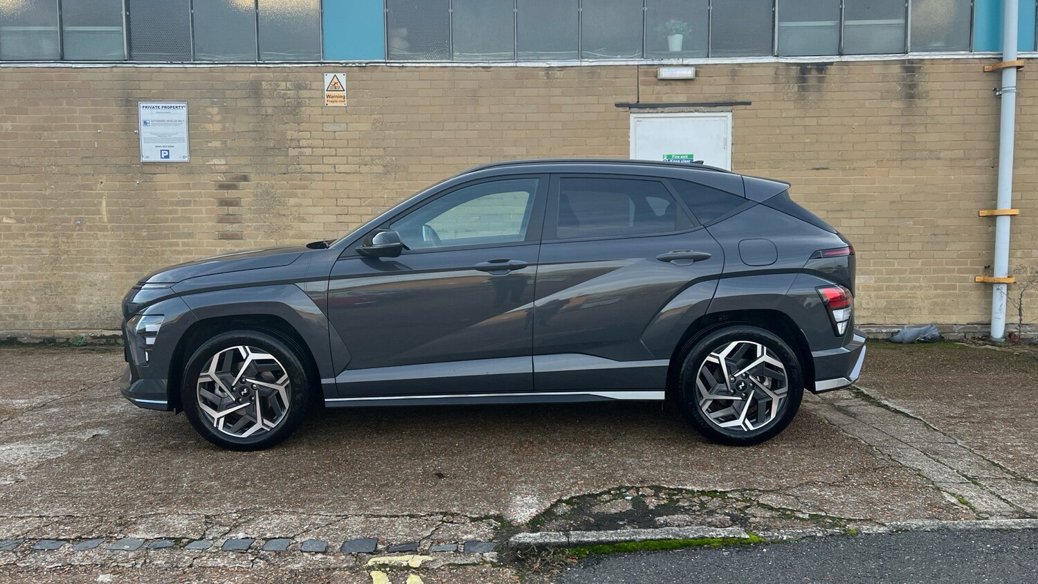 Used Hyundai KONA 2023 for sale - 76703293: Photo 18