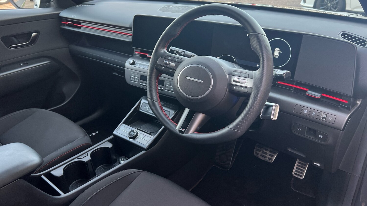 Used Hyundai KONA 2023 for sale - 76703293: Photo 6