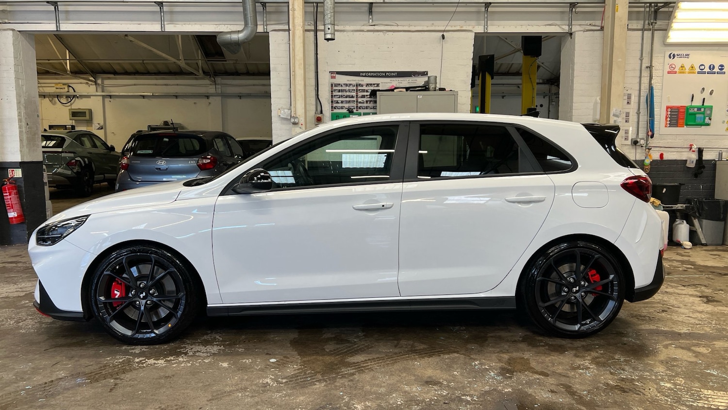 Used Hyundai i30 2023 for sale - 76725993: Photo 18