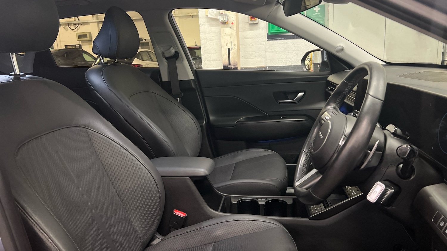 Used Hyundai KONA 2023 for sale - 77329355: Photo 12