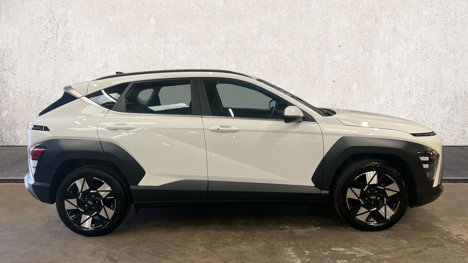 Used Hyundai KONA 2024 for sale - 76703326: Photo 4
