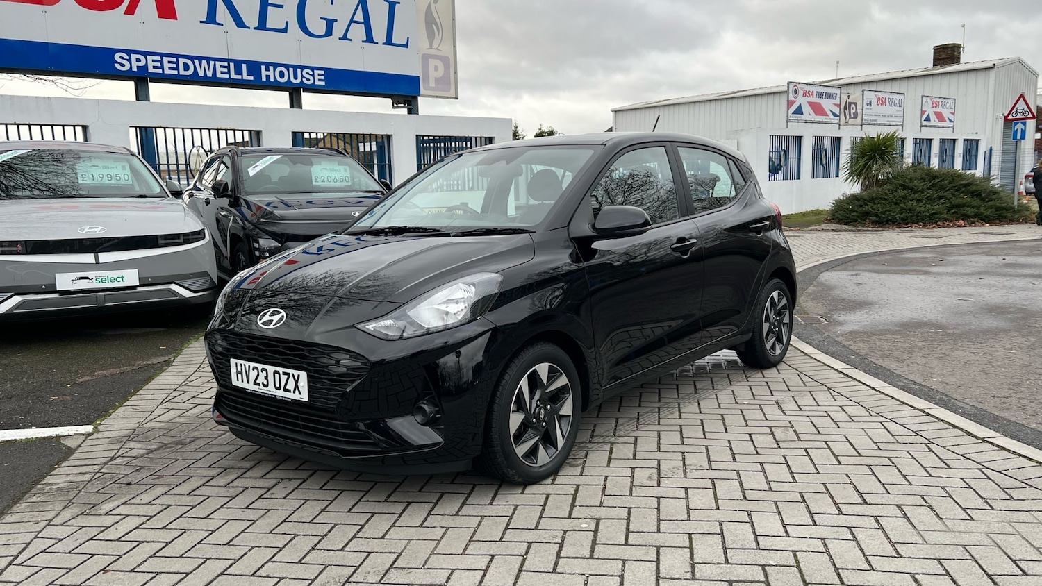 Used Hyundai i10 2023 for sale - 77881303: Photo 17