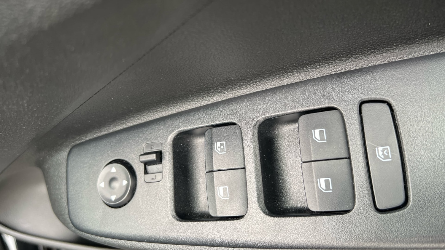 Used Hyundai i10 2023 for sale - 77881303: Photo 21