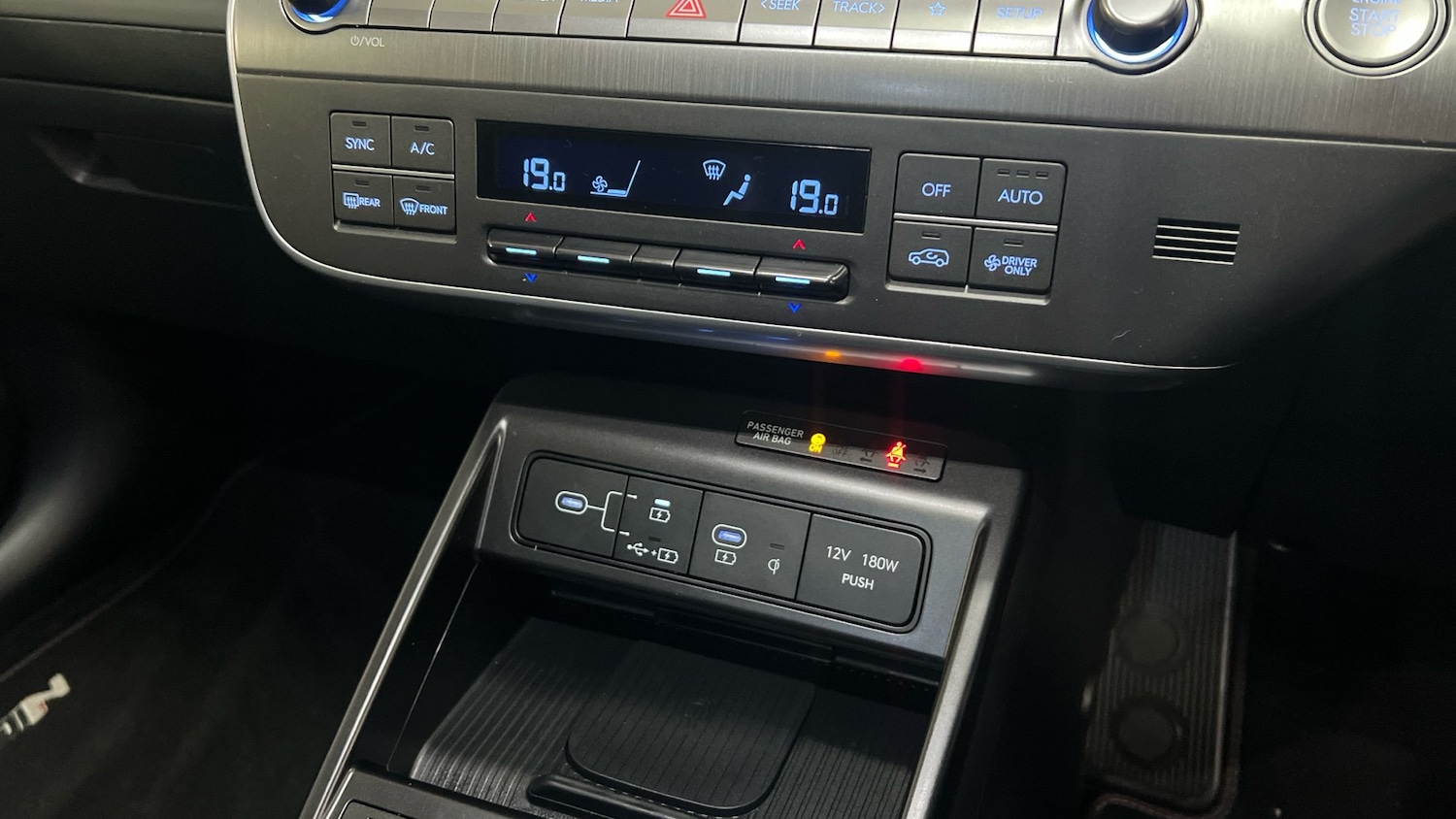 Used Hyundai KONA 2023 for sale - 77277510: Photo 20