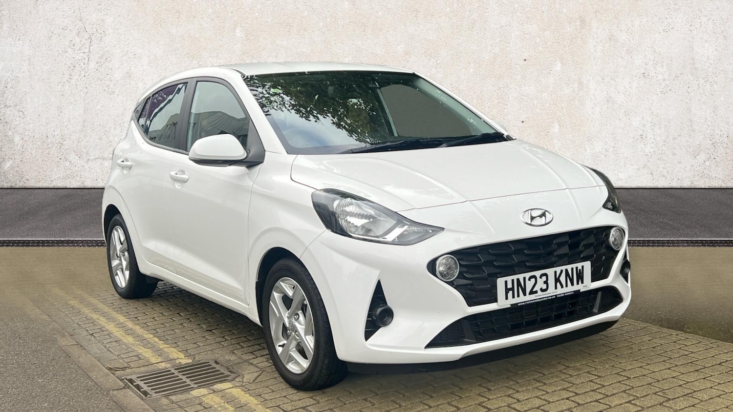 Used Hyundai i10 2023 for sale - 76703292: Photo 1