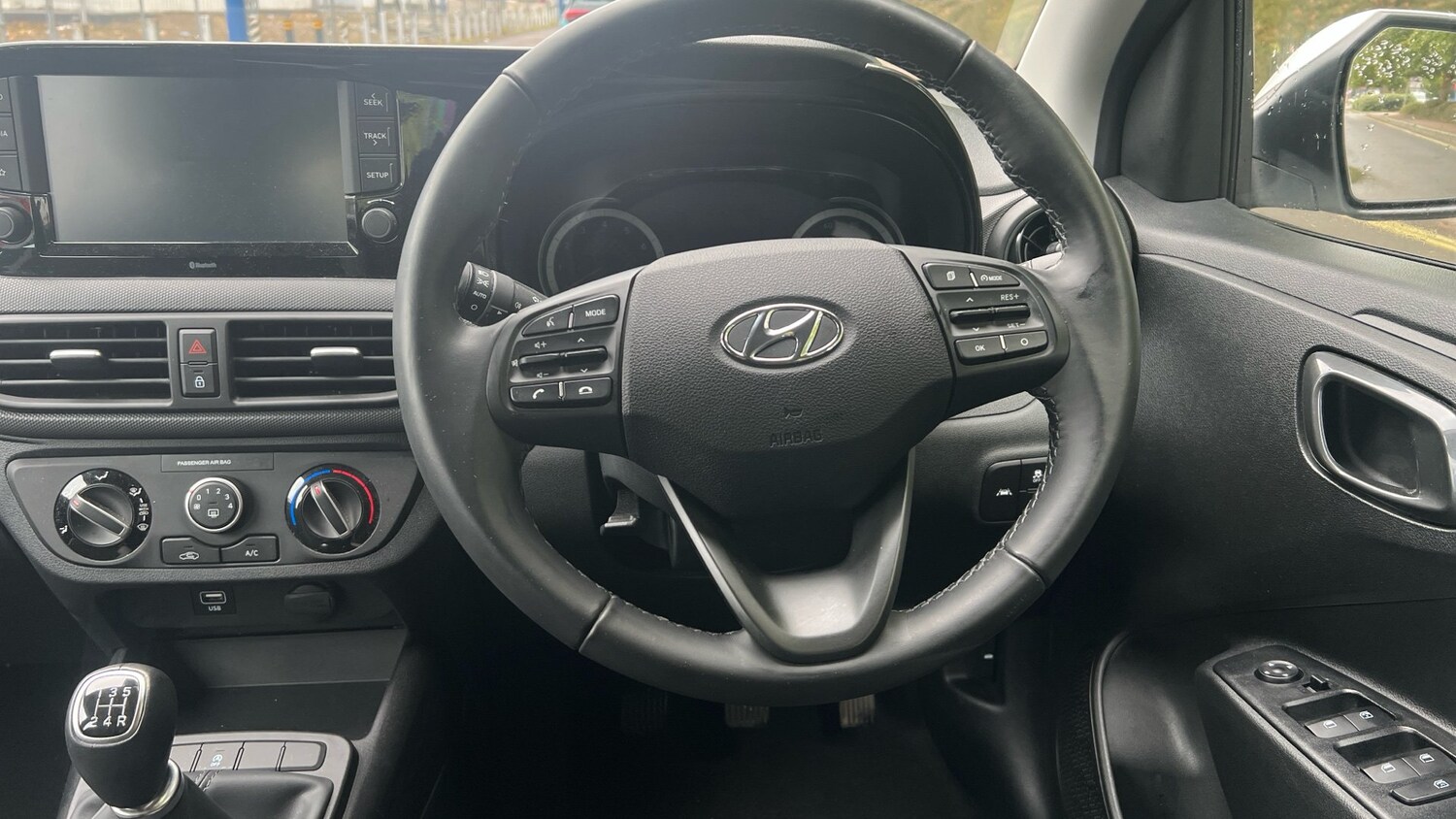 Used Hyundai i10 2023 for sale - 76703292: Photo 14