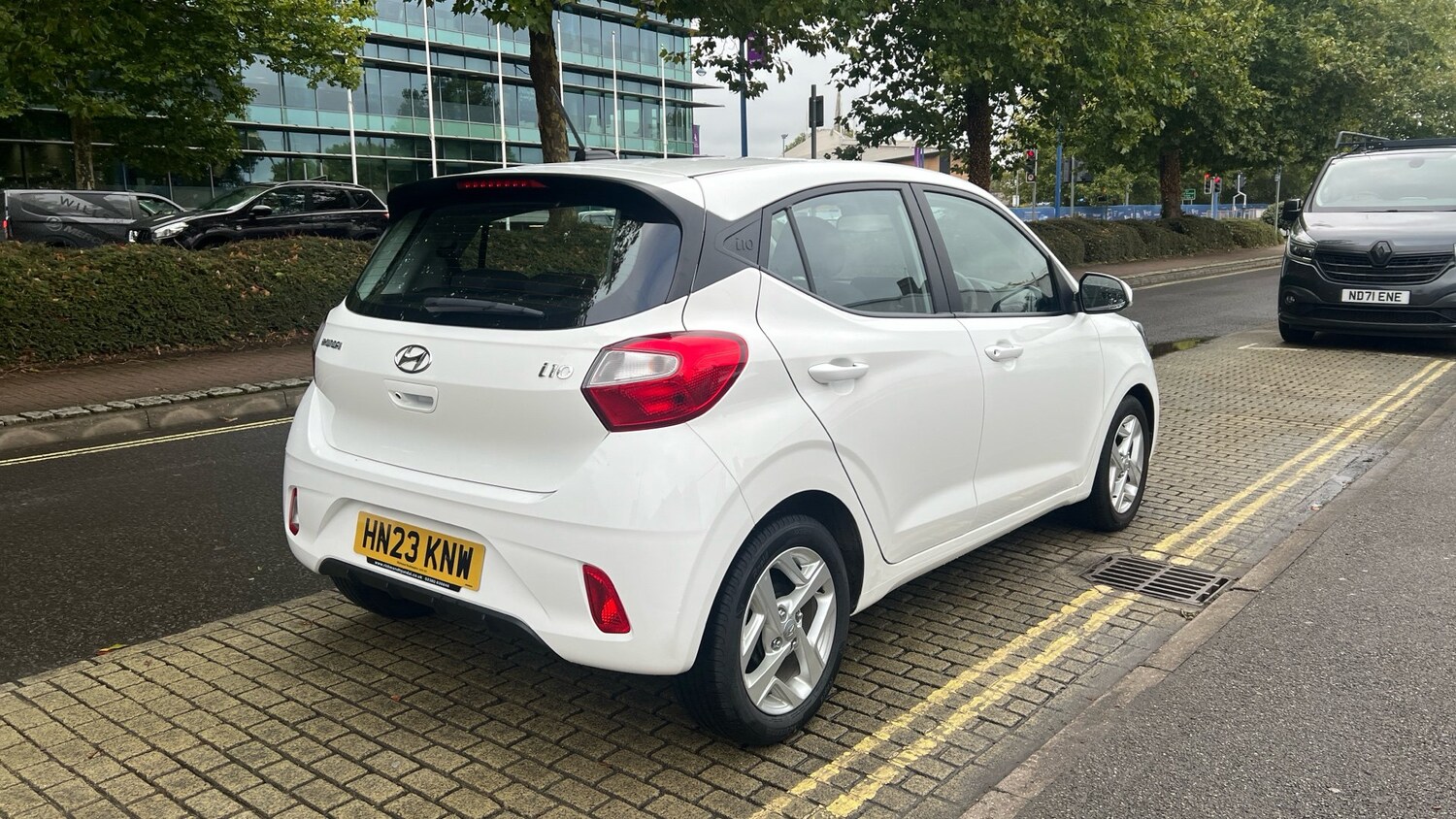 Used Hyundai i10 2023 for sale - 76703292: Photo 19