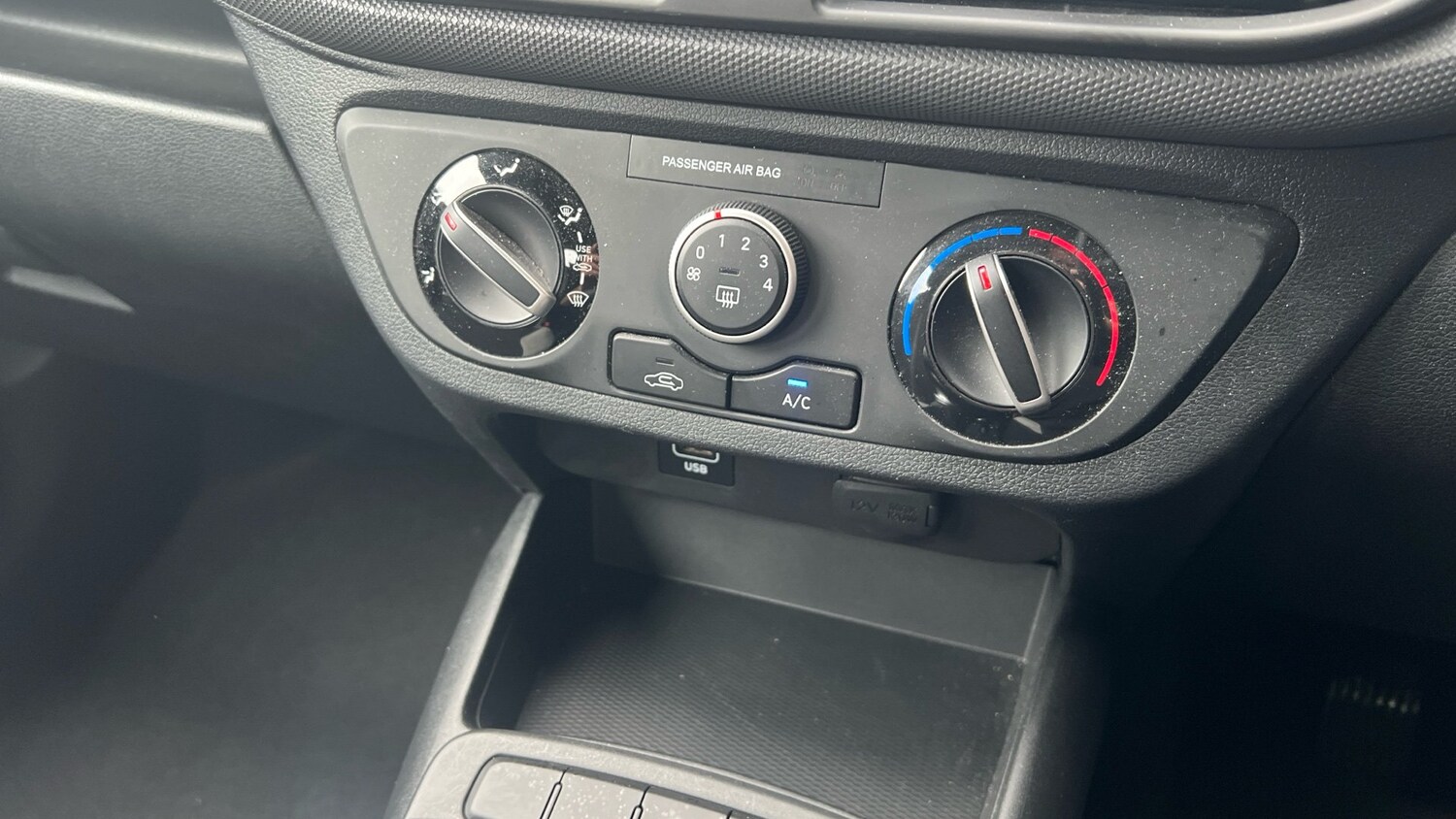 Used Hyundai i10 2023 for sale - 76703292: Photo 20