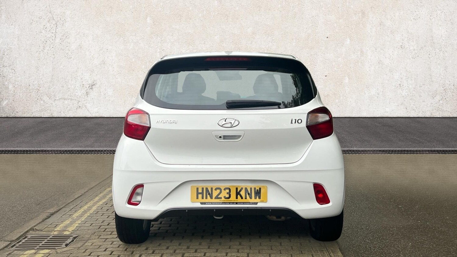 Used Hyundai i10 2023 for sale - 76703292: Photo 8