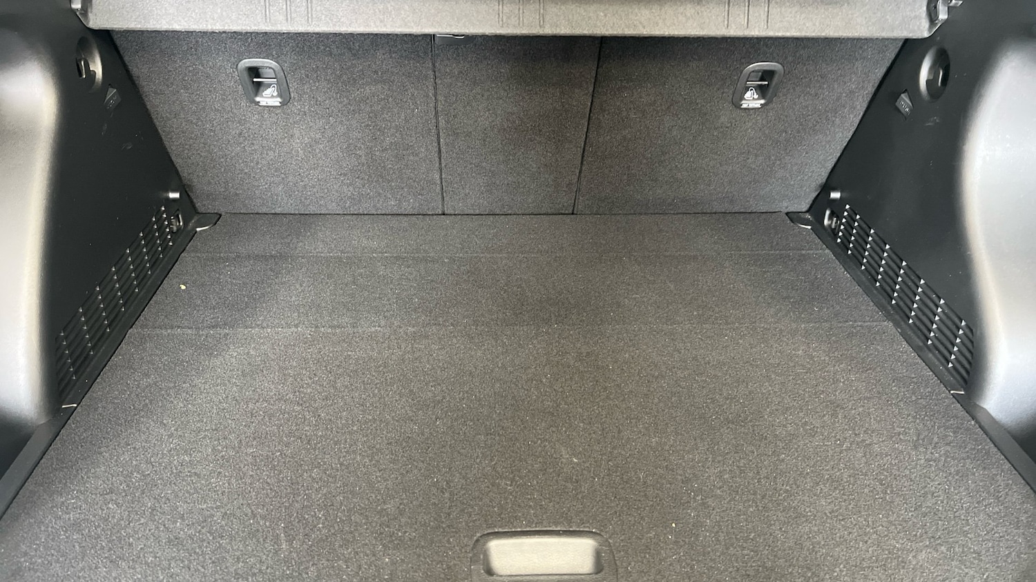 Used Hyundai KONA 2024 for sale - 77938356: Photo 11