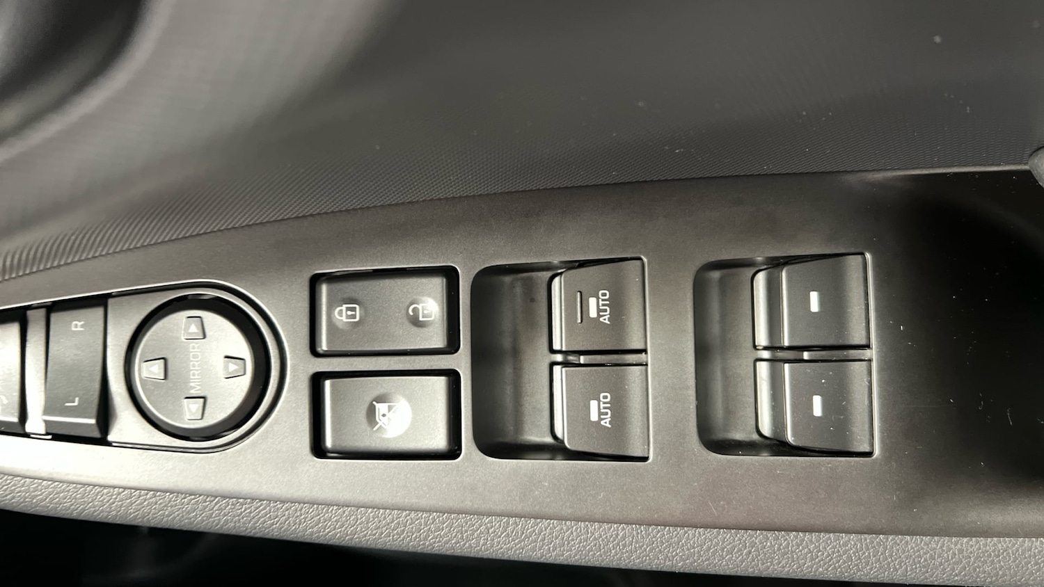 Used Hyundai IONIQ 2021 for sale - 77622660: Photo 21