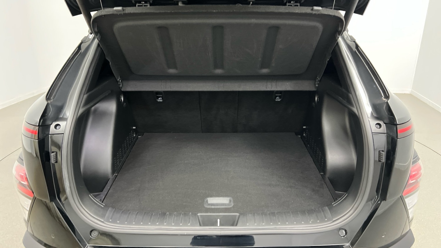 Used Hyundai KONA 2023 for sale - 76703299: Photo 11