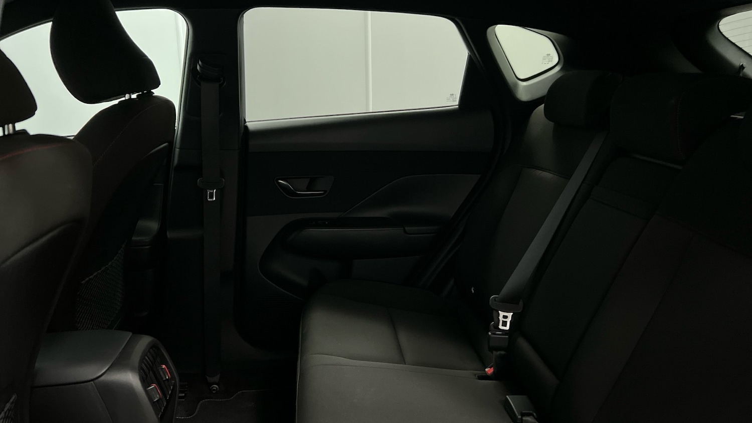 Used Hyundai KONA 2023 for sale - 76703299: Photo 9