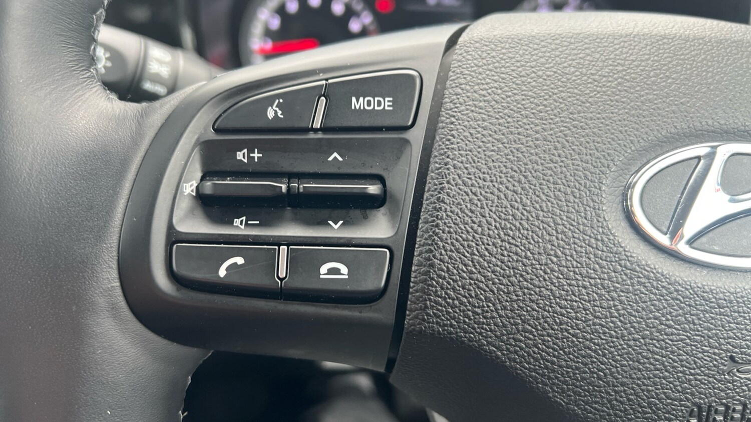 Used Hyundai i10 2023 for sale - 77508731: Photo 15