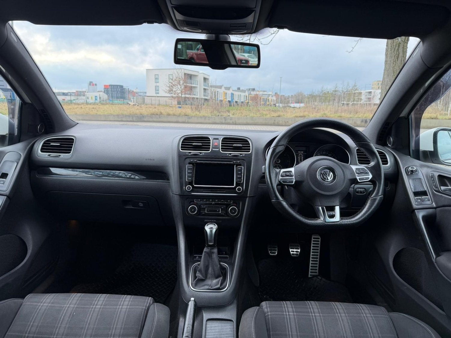 Used Volkswagen Golf 2011 for sale - 77502710: Photo 7