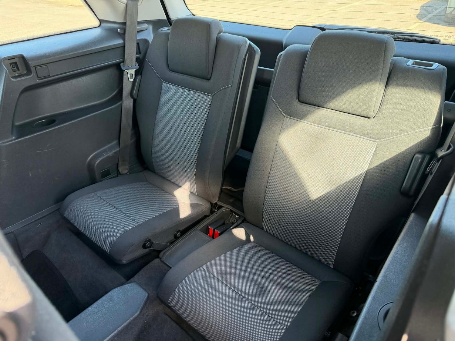 Used Vauxhall Zafira 2010 for sale - 78106990: Photo 11