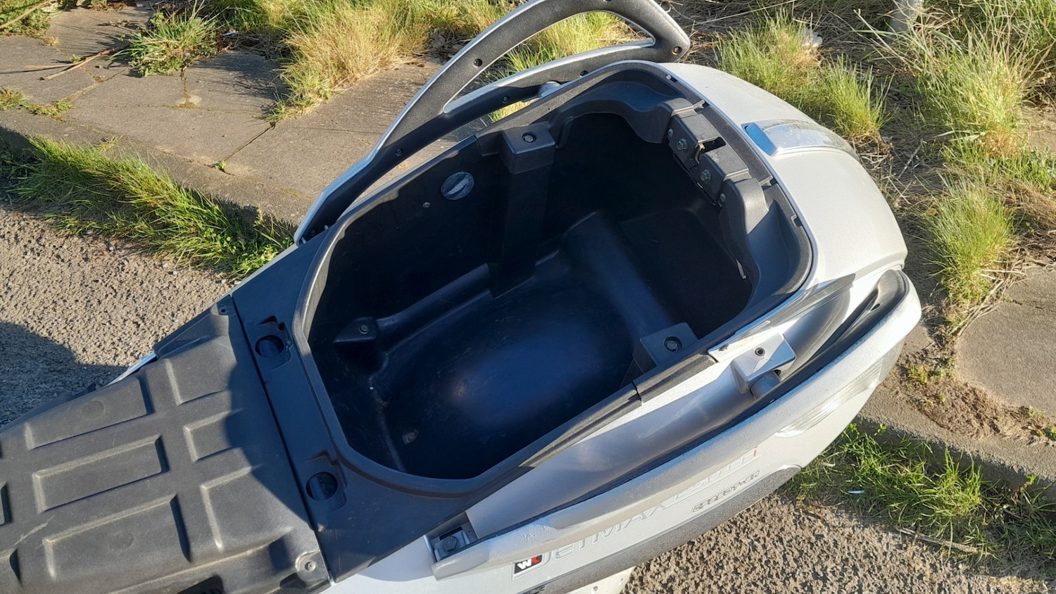 Used WHITE KNUCKLE CF 250 T-6A 2012 for sale - 78055467: Photo 8