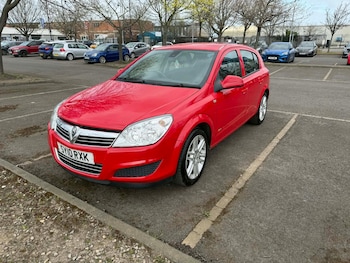 Used Vauxhall Astra 2010 for sale - 78122400: Photo