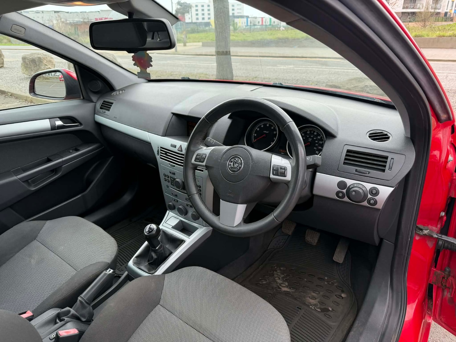 Used Vauxhall Astra 2010 for sale - 78122400: Photo 9