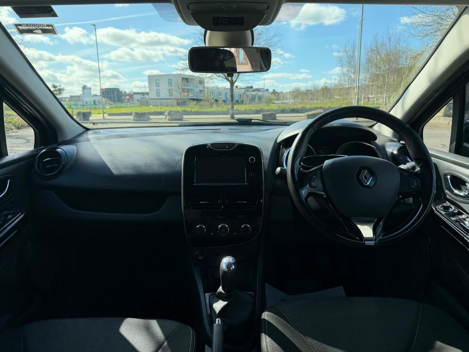 Used Renault Clio 2014 for sale - 78107016: Photo 11