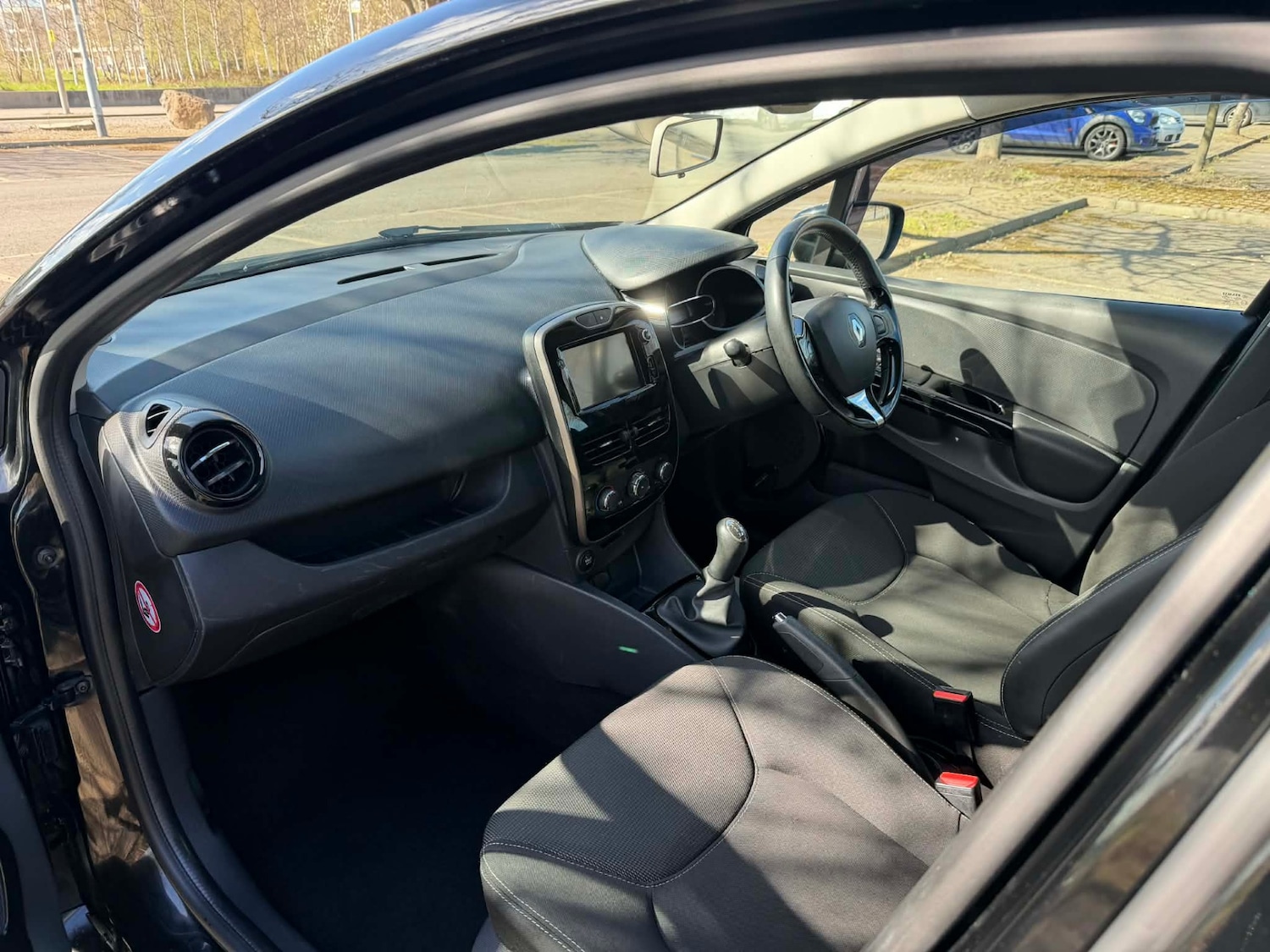 Used Renault Clio 2014 for sale - 78107016: Photo 6