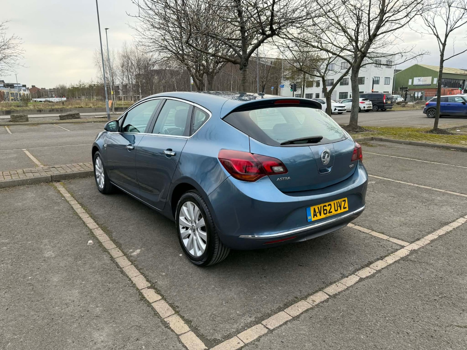 Used Vauxhall Astra 2013 for sale - 77804249: Photo 3