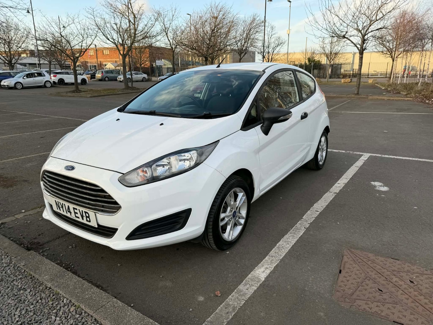 Used Ford Fiesta 2014 for sale - 77848320: Photo 2