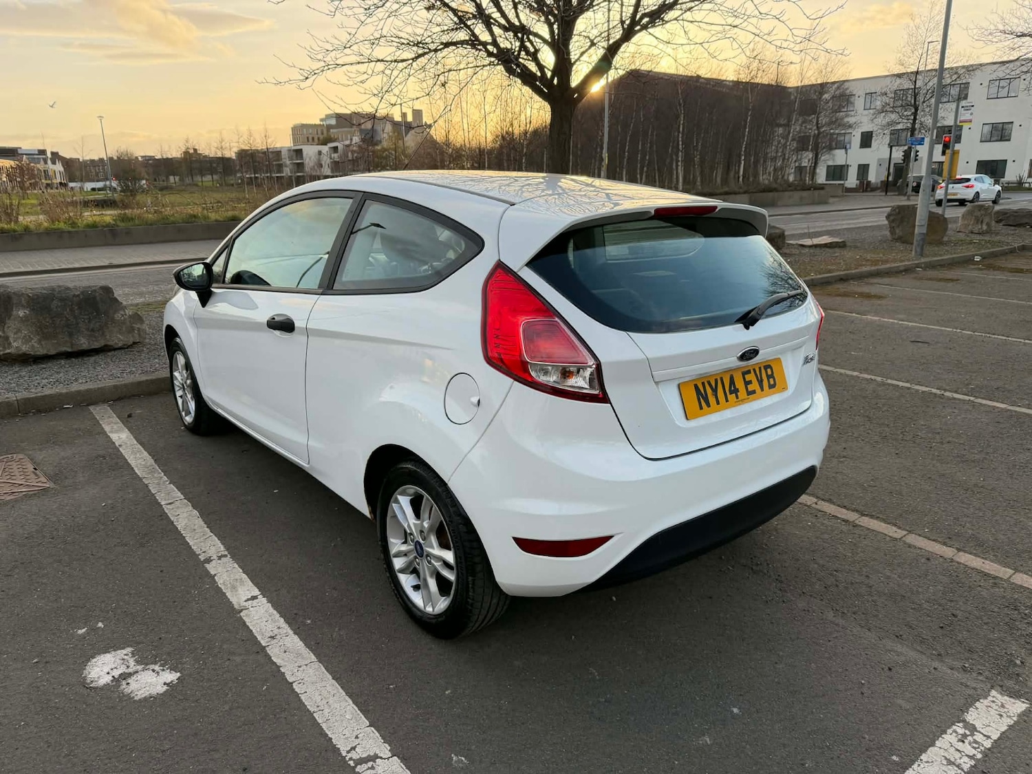 Used Ford Fiesta 2014 for sale - 77848320: Photo 3