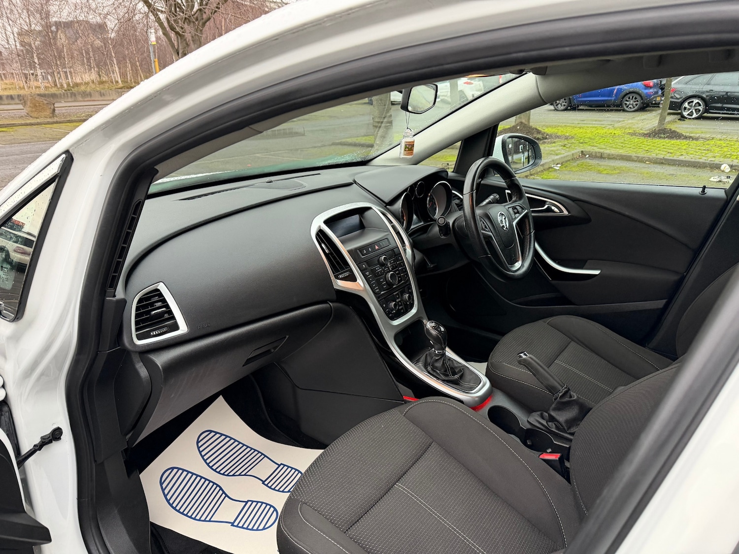 Used Vauxhall Astra 2013 for sale - 77381396: Photo 10