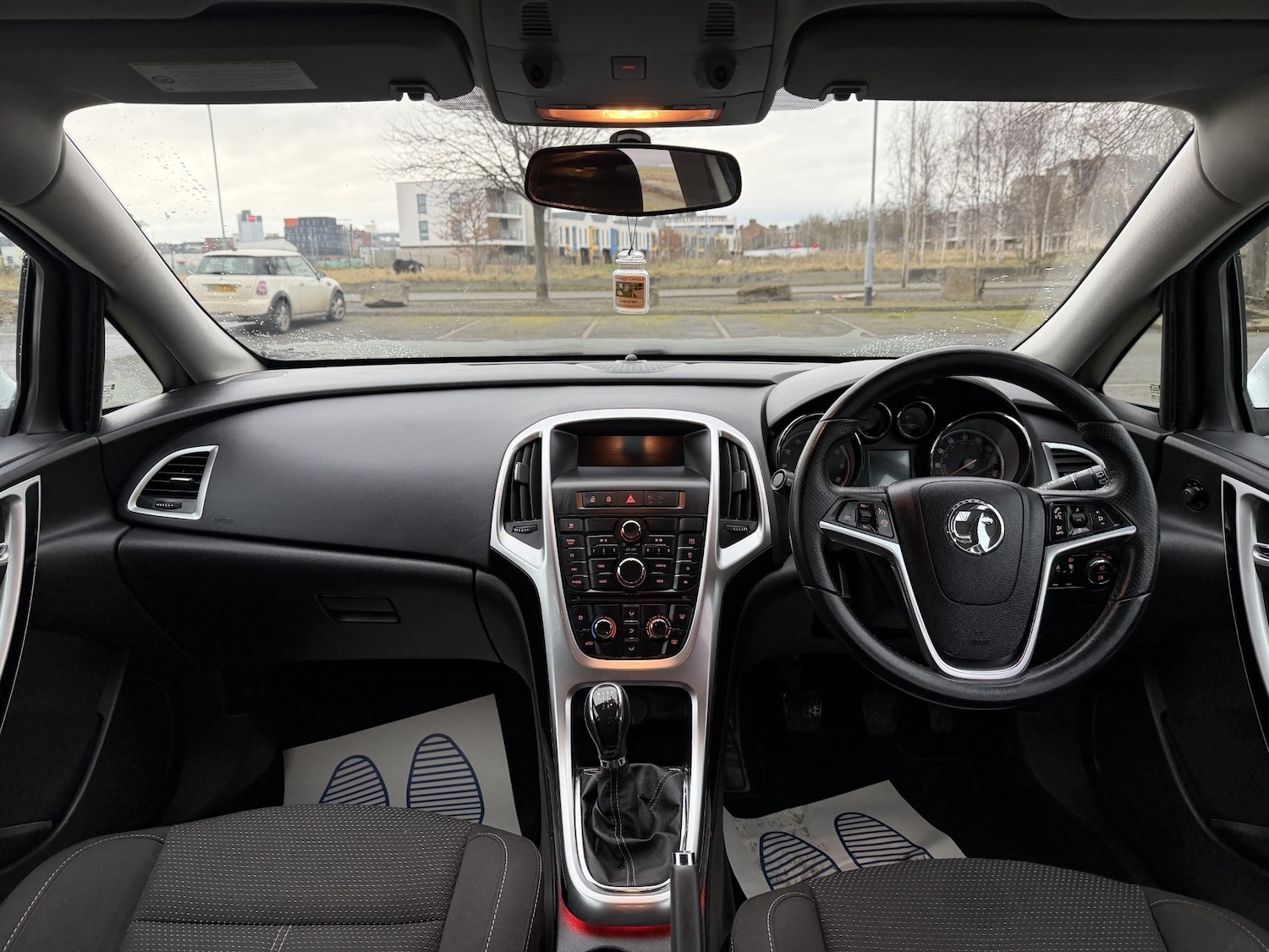 Used Vauxhall Astra 2013 for sale - 77381396: Photo 12