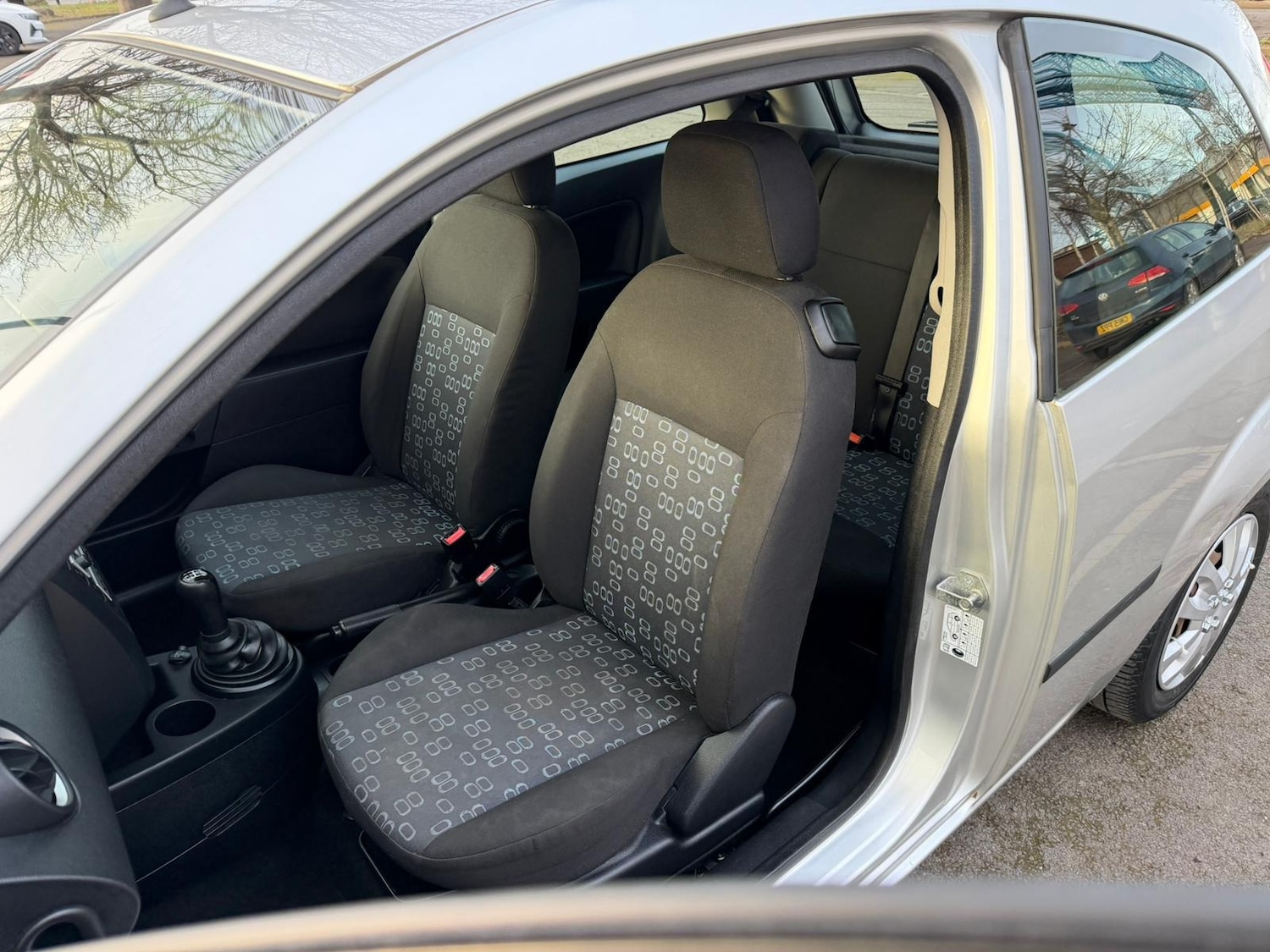 Used Ford Fiesta 2004 for sale - 77606803: Photo 7