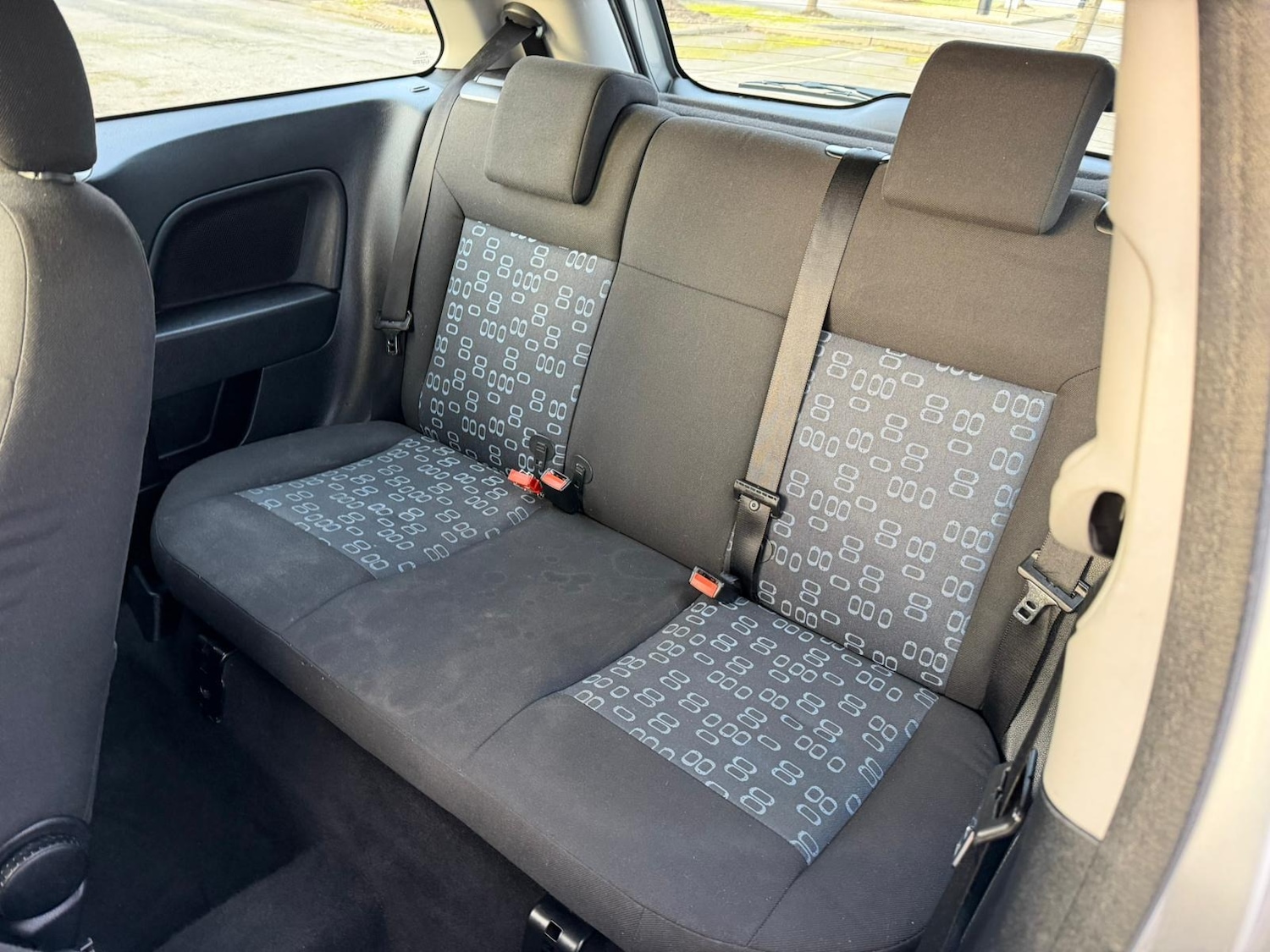 Used Ford Fiesta 2004 for sale - 77606803: Photo 9