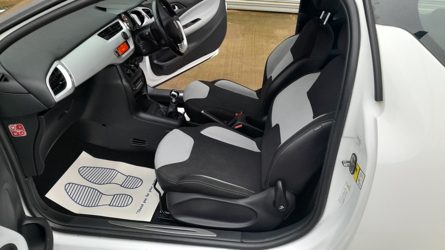 Used Citroen DS3 2014 for sale - 77449599: Photo 15