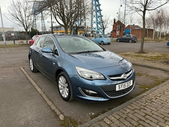 Used Vauxhall Astra 2015 for sale - 77904261: Photo