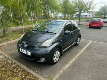 Used Toyota AYGO 2011 for sale - 78412085: Photo