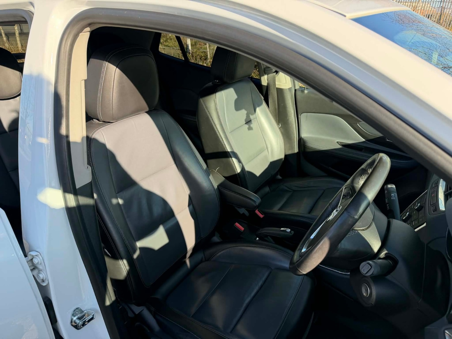 Used Vauxhall Mokka 2015 for sale - 77932974: Photo 8