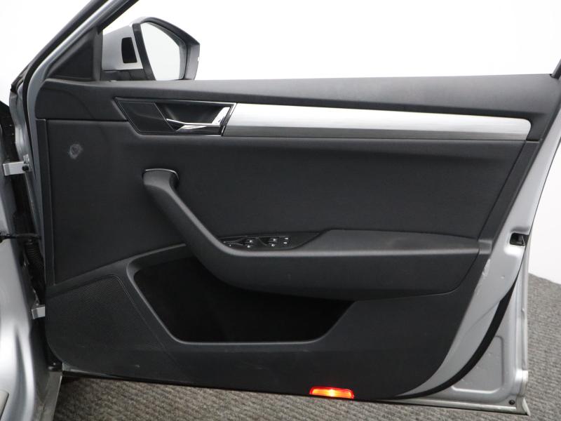 Used Skoda Superb for sale - 77599717: Photo 24