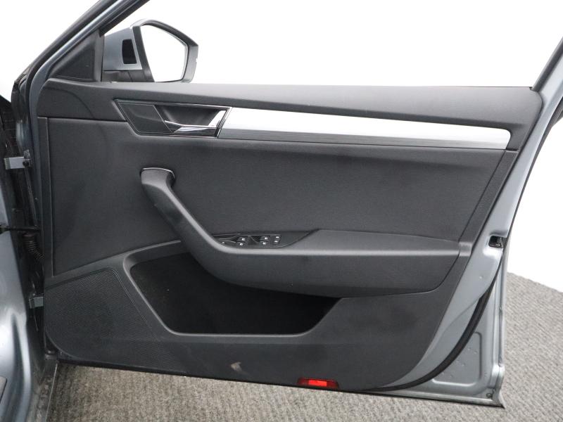 Used Skoda Superb 2021 for sale - 77599758: Photo 25