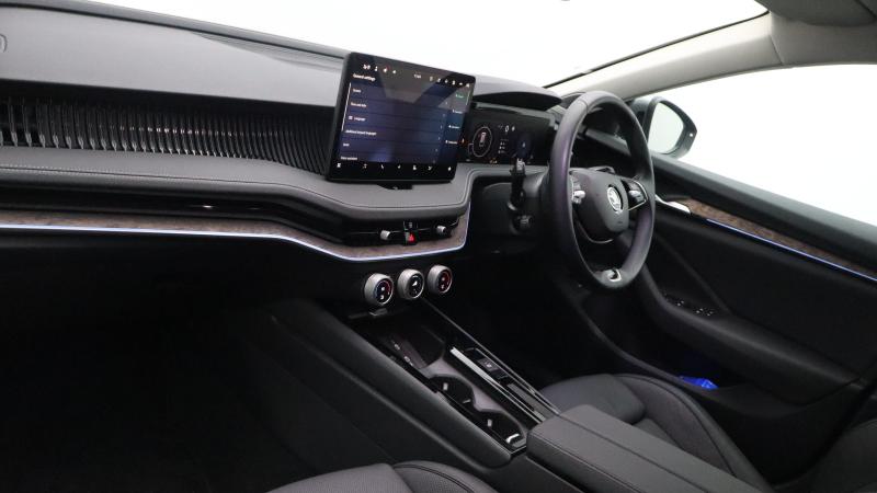 Used Skoda Superb 2024 for sale - 77599746: Photo 10