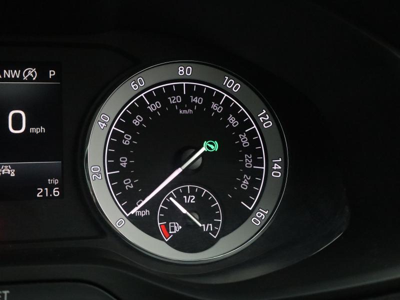 Used Skoda Karoq 2021 for sale - 77599747: Photo 41